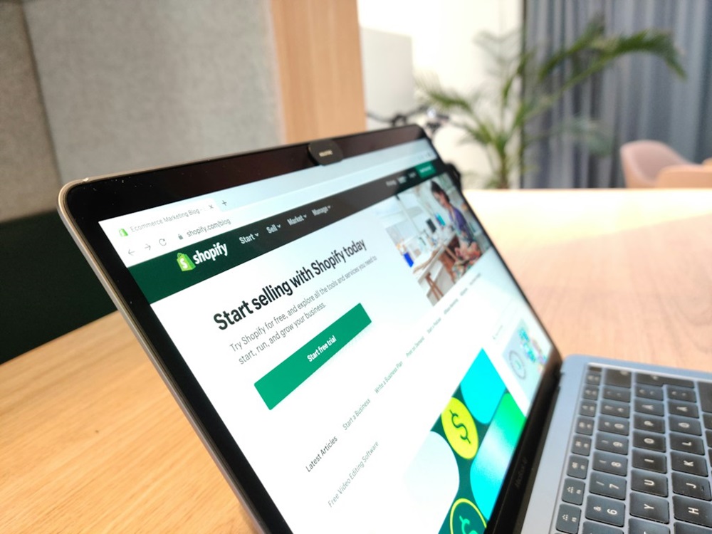 Shopify Partner